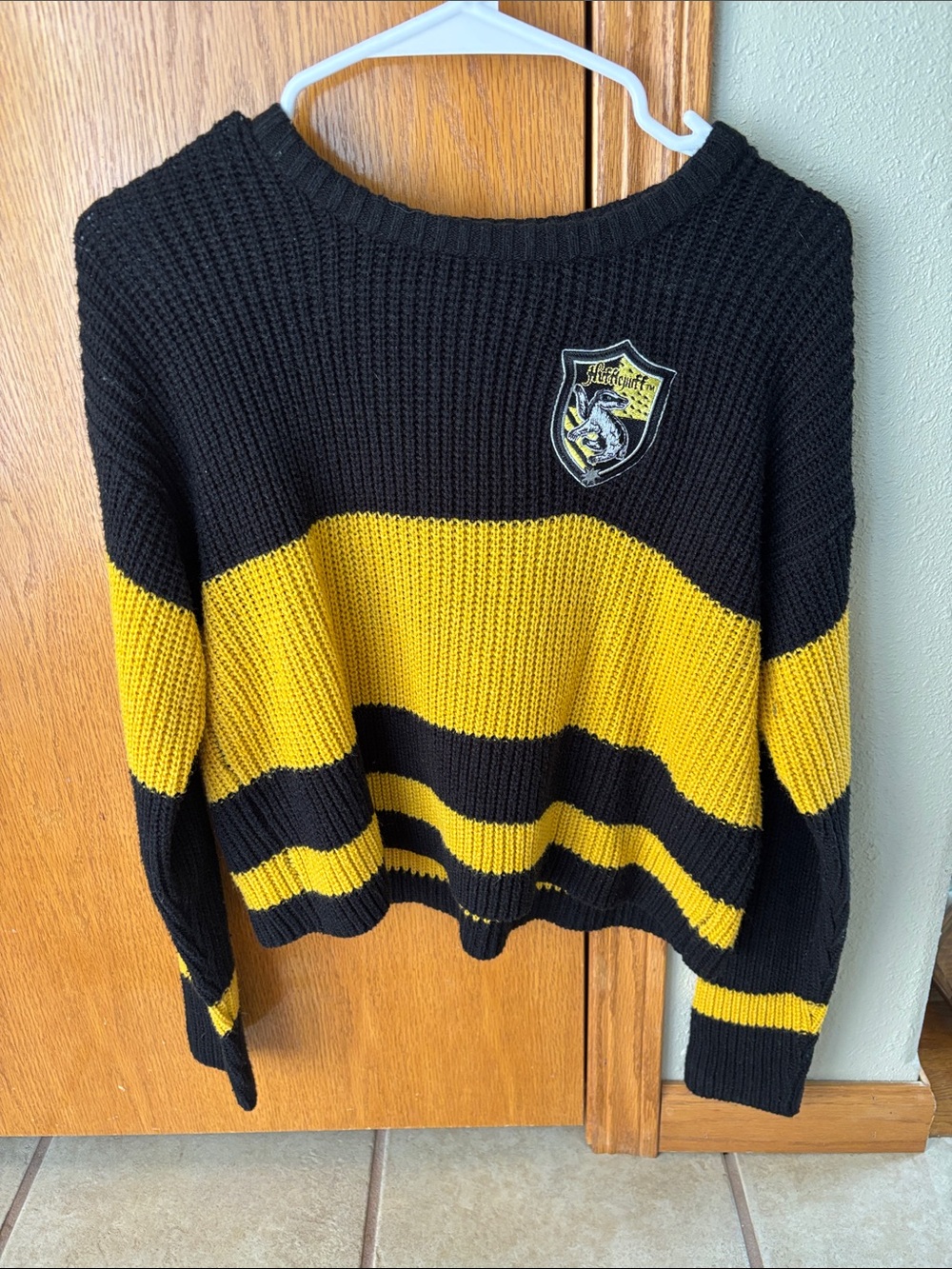 Harry Potter Hufflepuff Crop Crewneck Sweater with Crest Patch